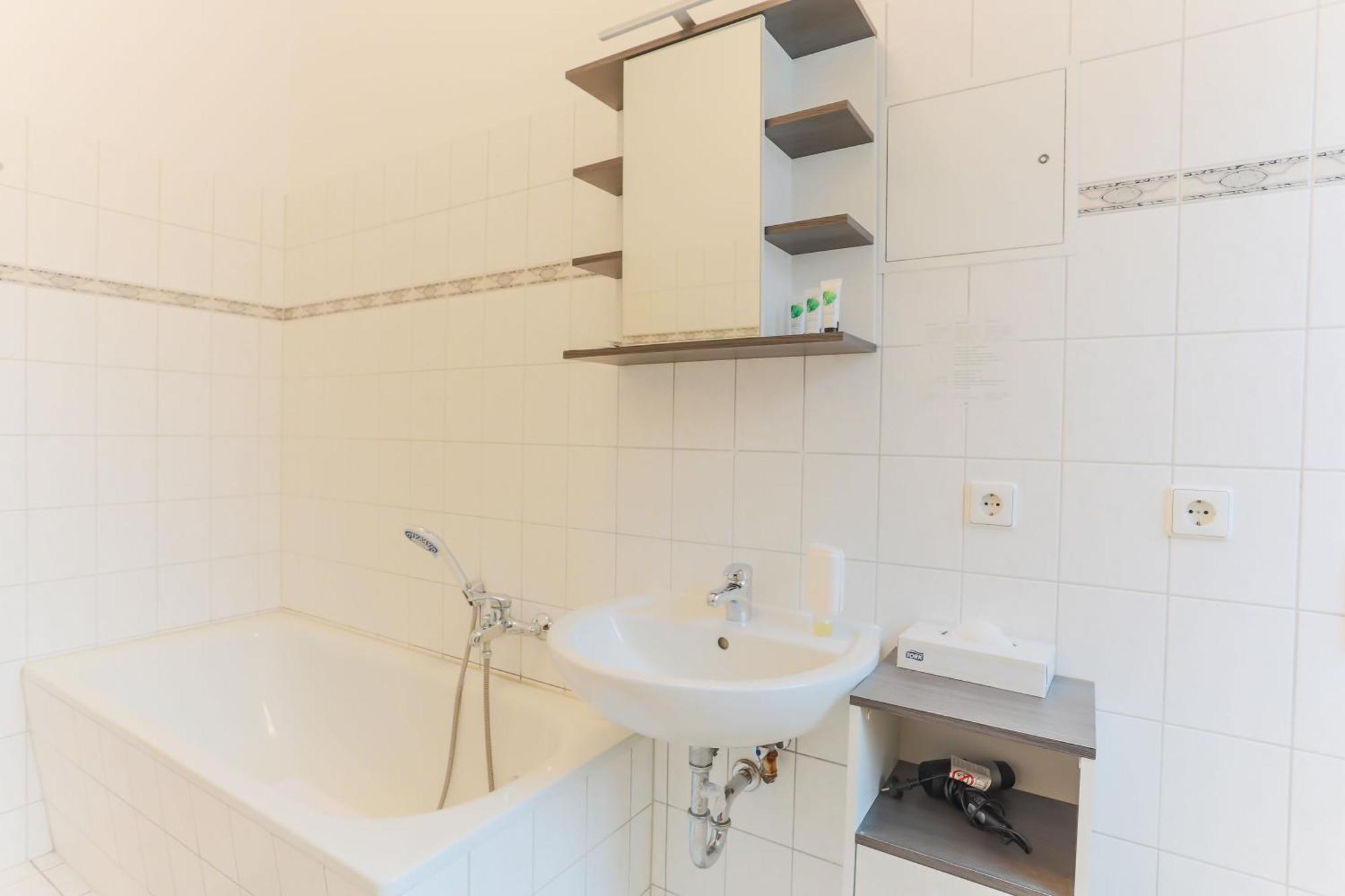Viadrina Rooms & Apartments Frankfurt-Oder Am Park Im Zentrum Frankfurt  ภายนอก รูปภาพ
