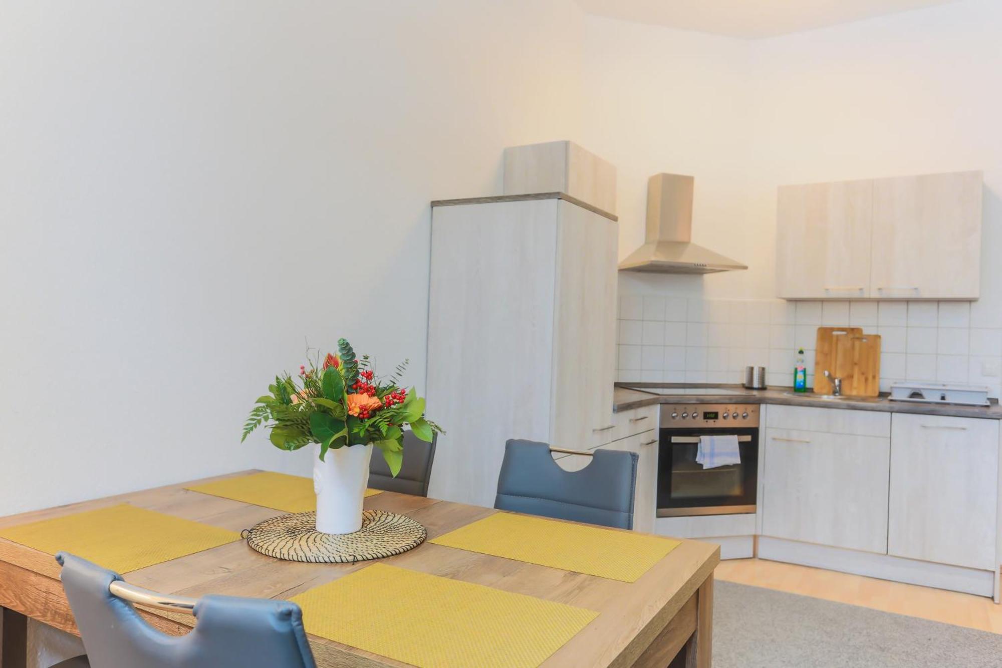 Viadrina Rooms & Apartments Frankfurt-Oder Am Park Im Zentrum Frankfurt  ภายนอก รูปภาพ